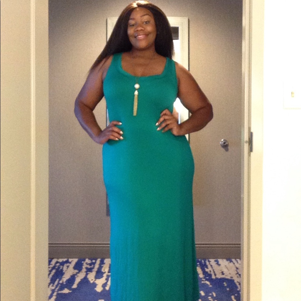 APT9 Maxi dress